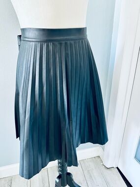 Marc New York Black Faux Leather Pleated Skater Skirt